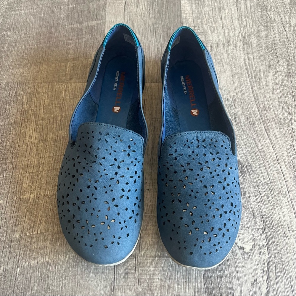 Merrell Women's Navy Perforated Loafers